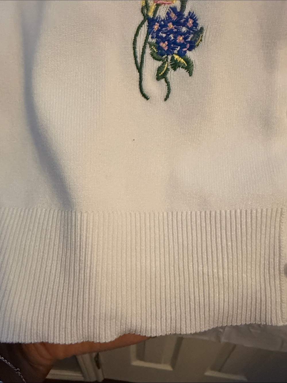 Free Assembly White Floral Embroidered Short-Sleeve Cardigan - Picture 5 of 7